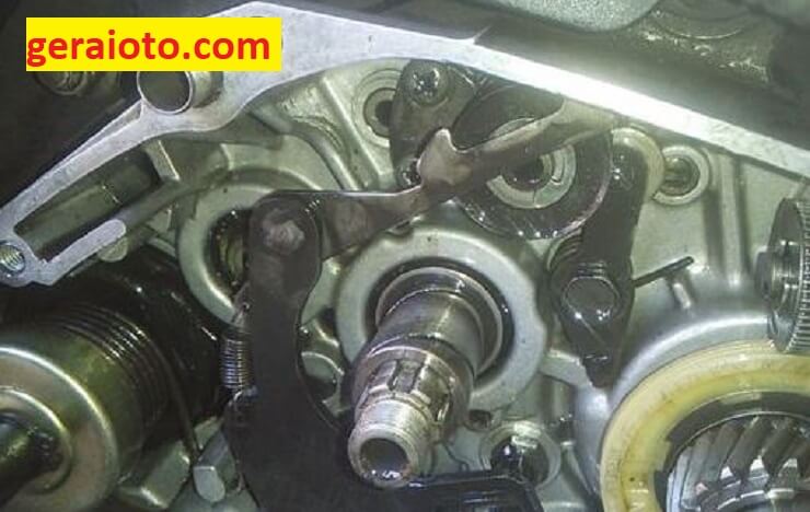 gigi persneling motor tidak bisa masuk